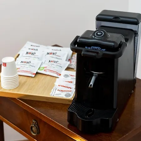 La Certosa - Uno Sguardo Su *