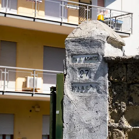 Appartamento La Certosa - Uno Sguardo Su *